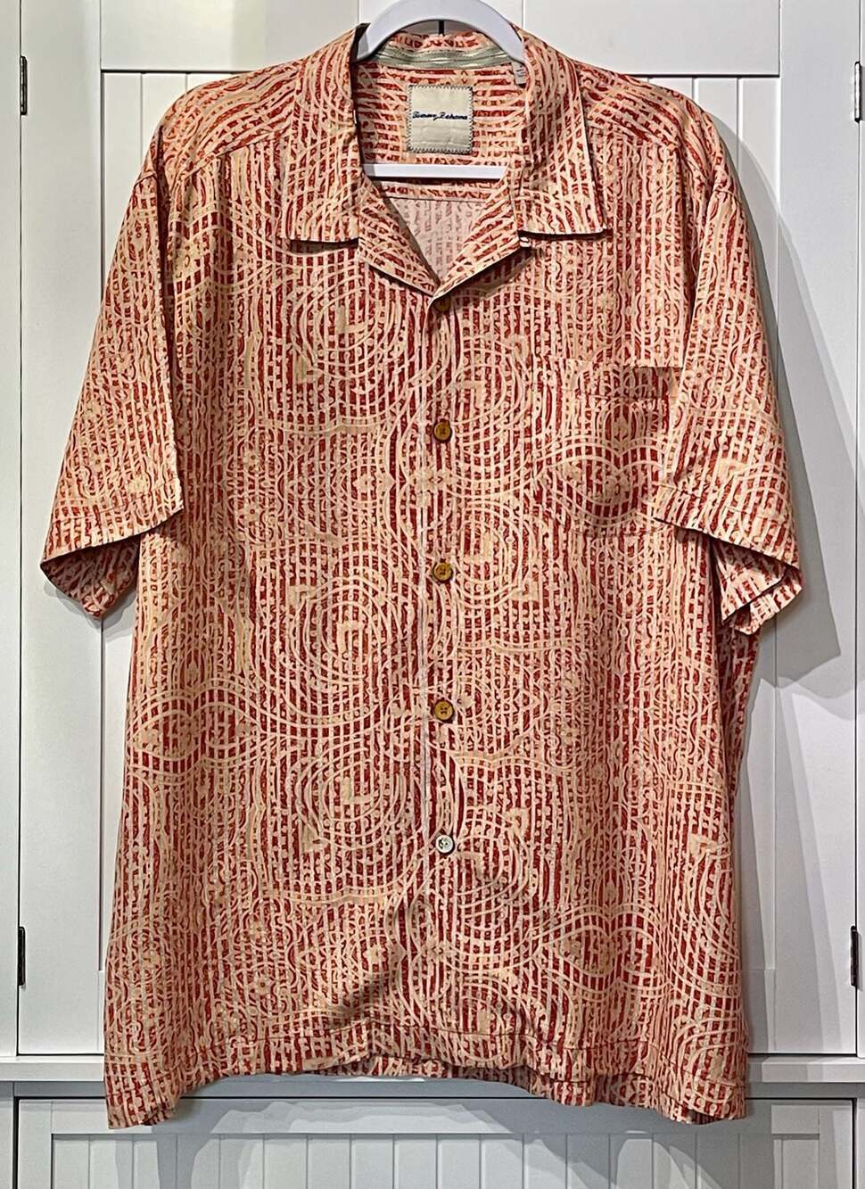 Tommy Bahama Men's Short Sleeve Geometric Pattern Button-Up Camp Shirt